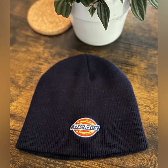 Navy Blue Dickies Beanie / Tuque - Picture 4 of 5